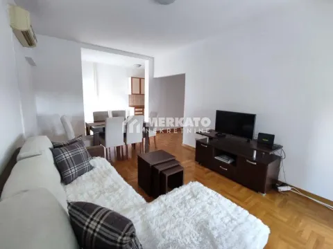 Izdavanje, trosoban stan, 63m², Centar, Zrenjanin - image 3