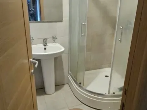 Prodaja, dvosoban stan, 73m², Stari Aerodrom, Podgorica - image 12