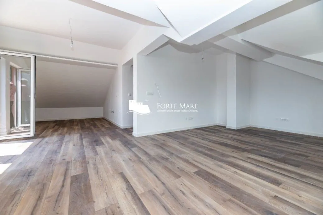 Sale, three bedroom apartment, 146m², Đenovići, Herceg Novi