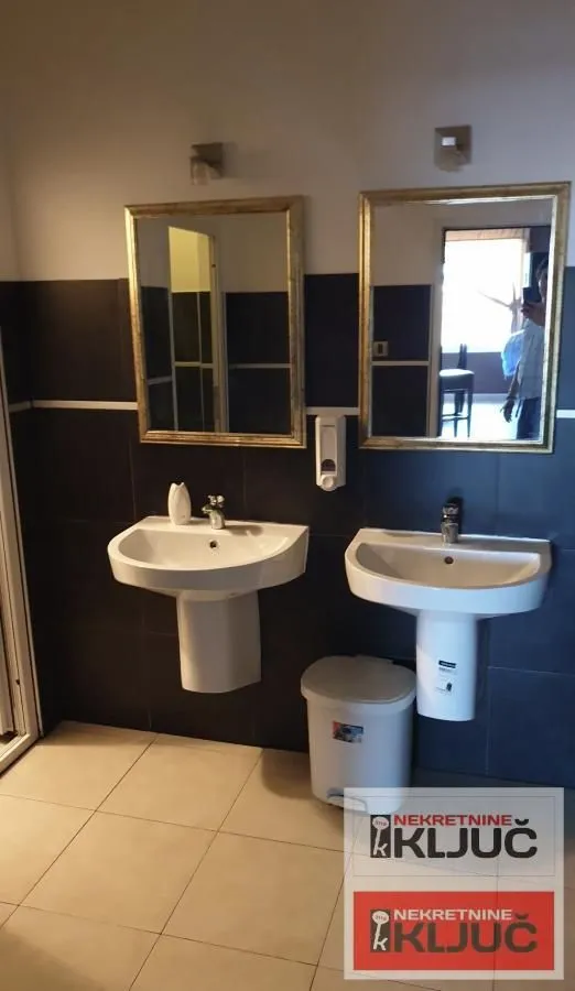 Rent, house, 1000m², Kać, Novi Sad Sve Podlokacije