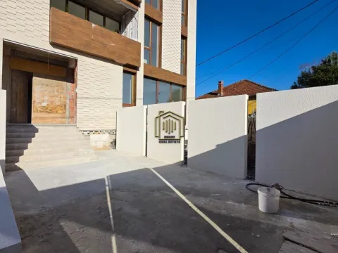 Prodaja, dvosoban stan, 71m², Stari Aerodrom, Podgorica - image 4