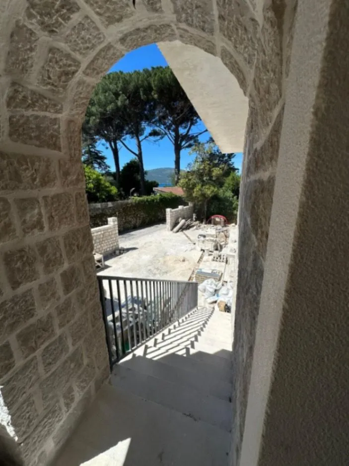 Prodaja, kuća, 500m², Donja Lastva, Tivat