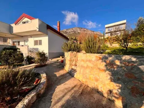 Prodaja, kuća, 150m², Šušanj, Bar - image 3