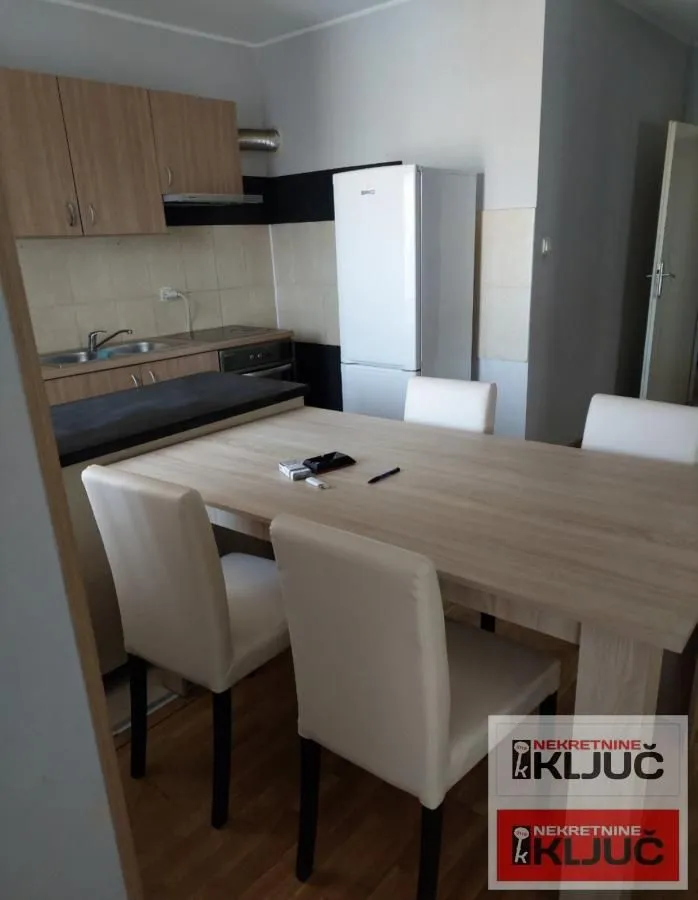 Prodaja, trosoban stan, 76m², Nova Detelinara, Novi Sad Sve Podlokacije