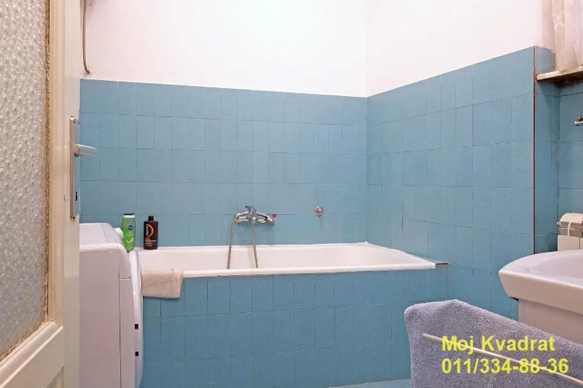 Sale, four bedroom apartment, 121m², Stari Grad, Beograd
