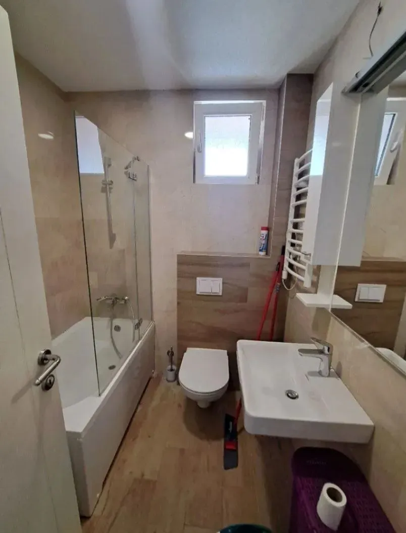 Rent, two bedroom apartment, 65m², Blok 6, Podgorica