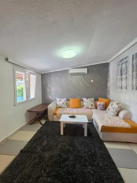 Rent, house, 60m², Stari Aerodrom, Podgorica - image 6