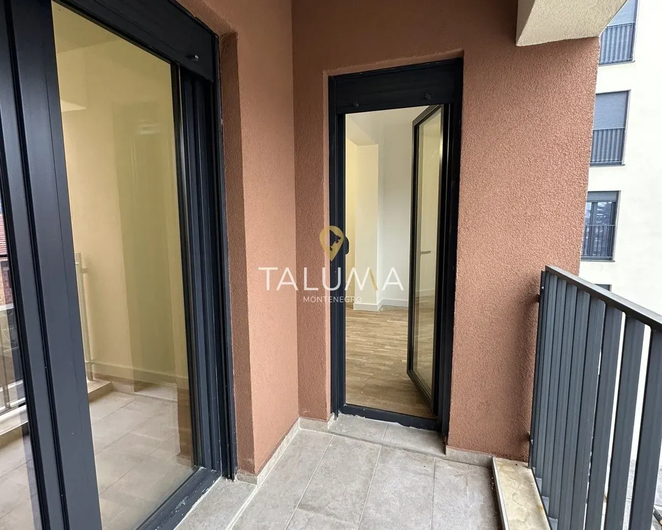 Prodaja, jednosoban stan, 48m², Centar, Cetinje