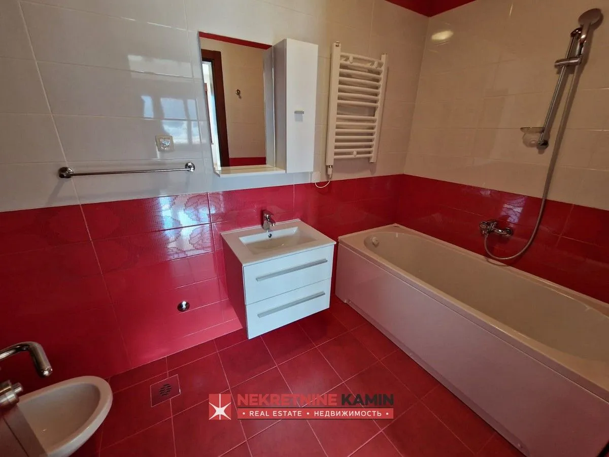 Prodaja, dvosoban stan, 103m², Bečići, Budva