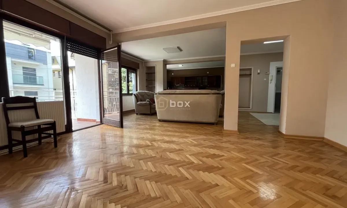 Rent, three bedroom apartment, 121m², Pantelej, Niš