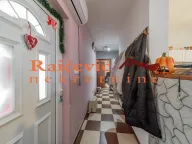 Prodaja, trosoban stan, 115m², Petlovo Brdo, Beograd - image 8