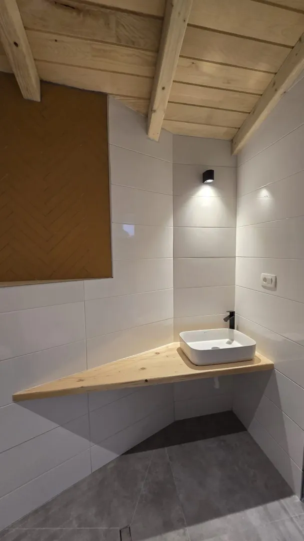 Prodaja, kuća, 210m², Markovići, Budva