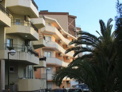Prodaja, stan, 35m², Rafailovići, Budva - image 5