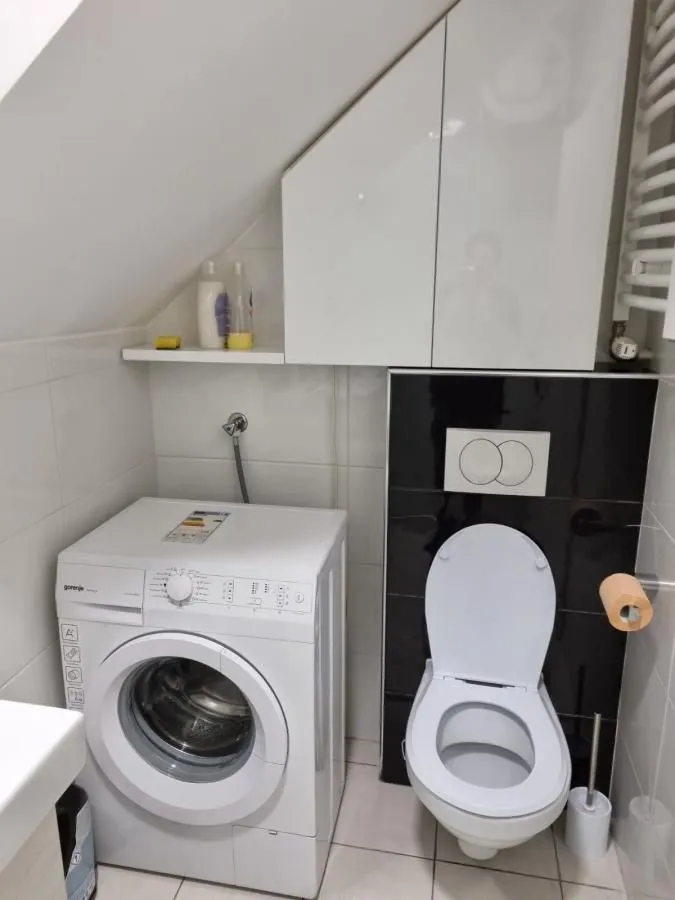 Prodaja, dvosoban stan, 66m², Nova Detelinara, Novi Sad Sve Podlokacije
