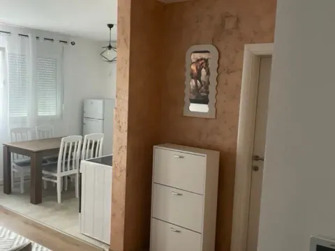 Izdavanje, jednosoban stan, 45m², Stari Aerodrom, Podgorica - image 5