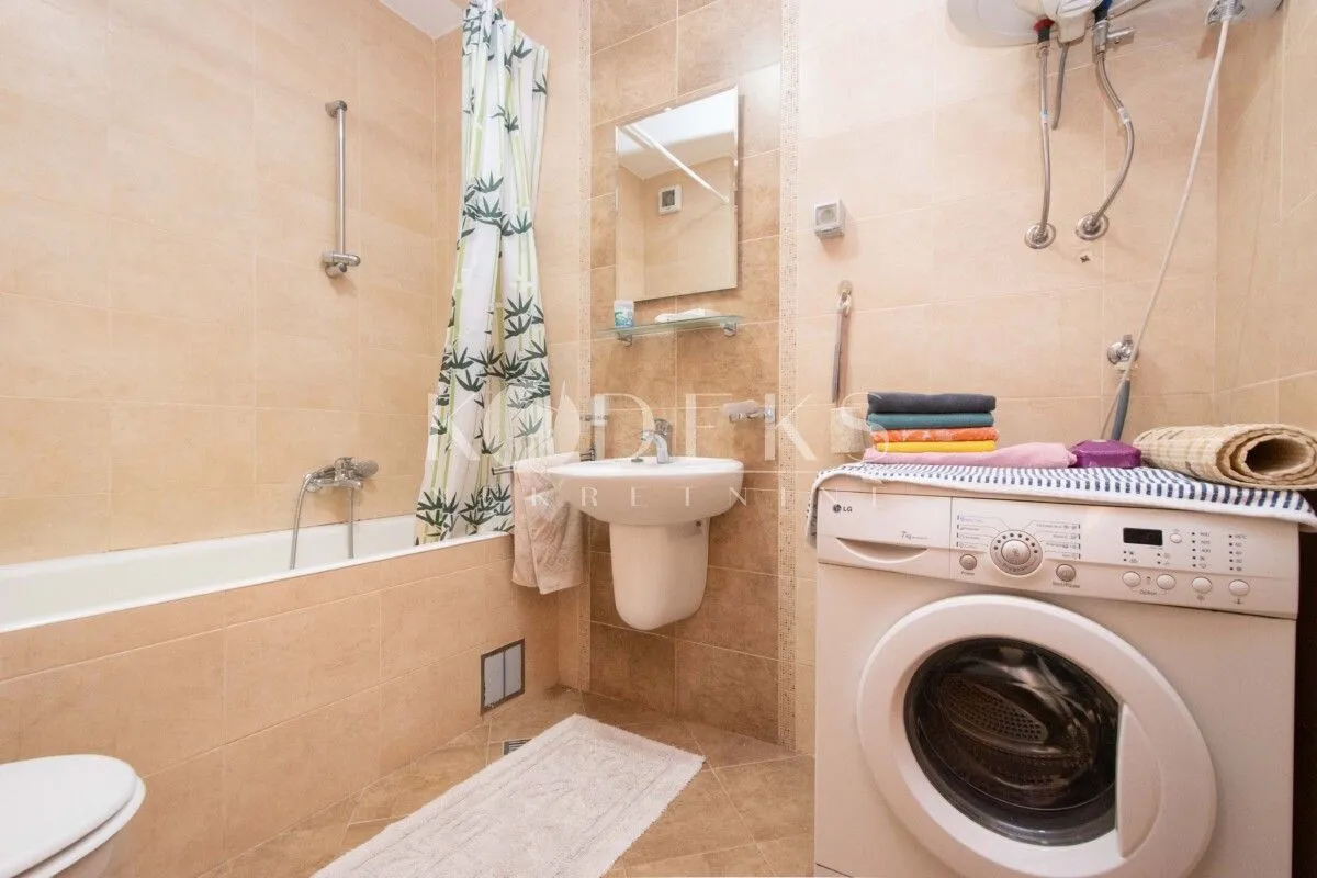 Rent, two bedroom apartment, 69m², Stari Aerodrom, Podgorica