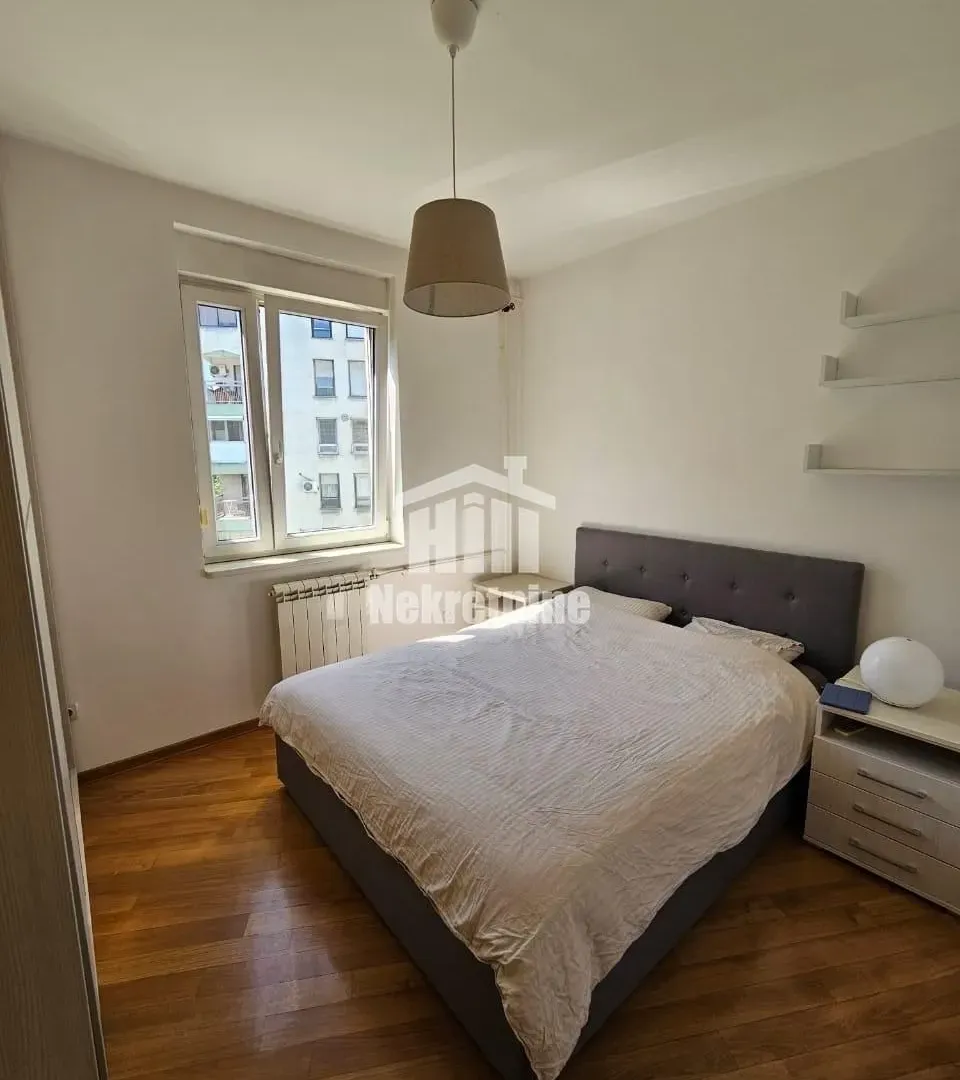 Izdavanje, dvosoban stan, 42m², Čukarica, Beograd