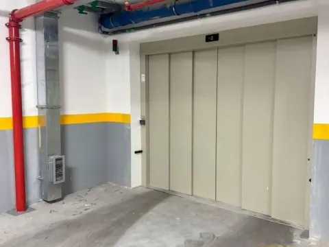 Izdavanje, trosoban stan, 114m², Vračar Hram, Vračar Sve Podlokacije - image 20