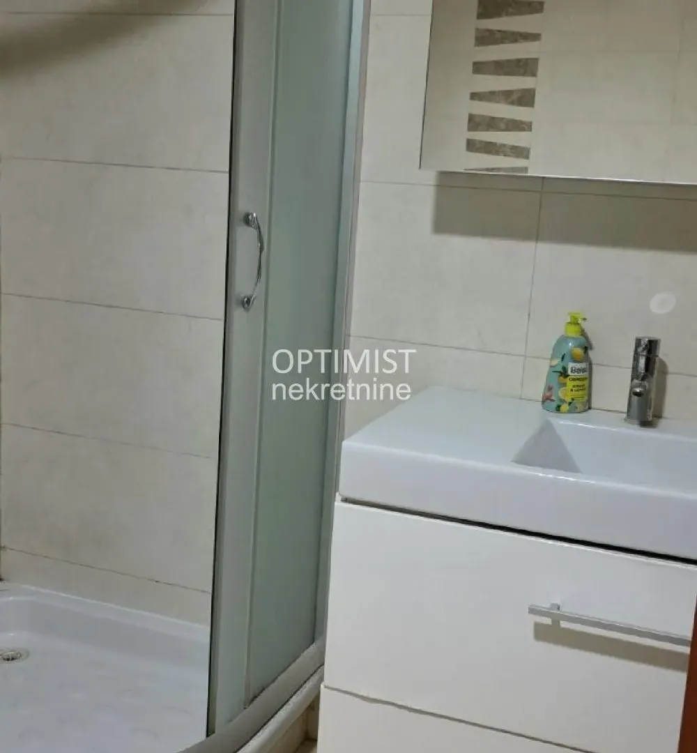 Sale, four bedroom apartment, 124m², Voždovac Sve Podlokacije, Beograd