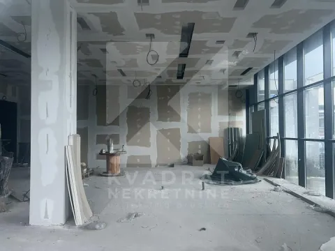 Izdavanje, poslovni prostor, 120m², Preko Morače, Podgorica - image 7