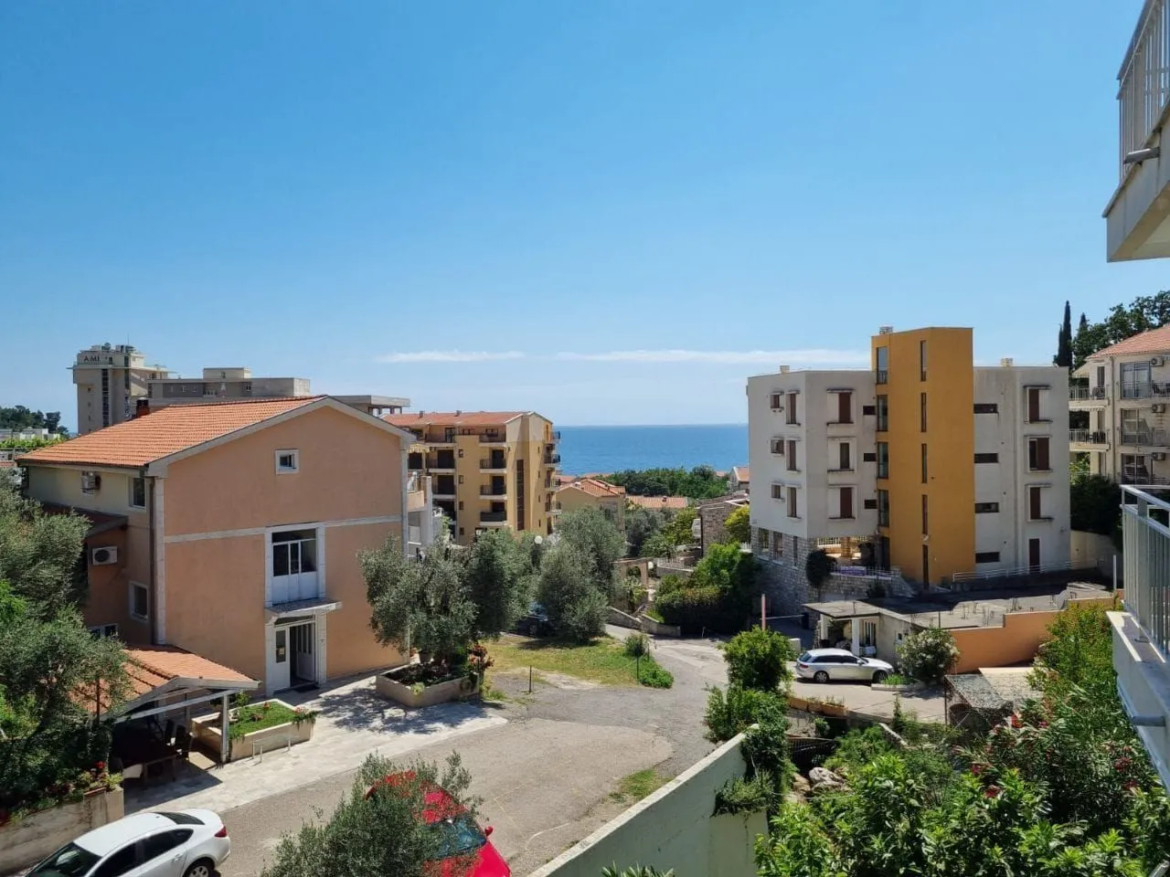 Sale, two bedroom apartment, 54m², Petrovac, Budva