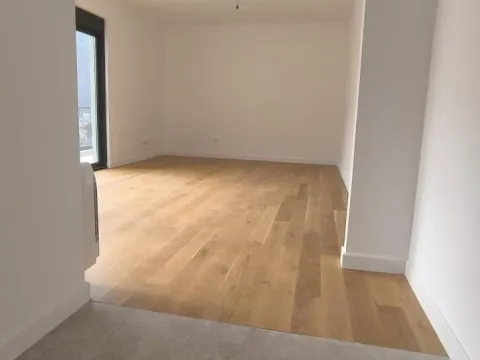 Prodaja, dvosoban stan, 126m², Dobrota, Kotor - image 2