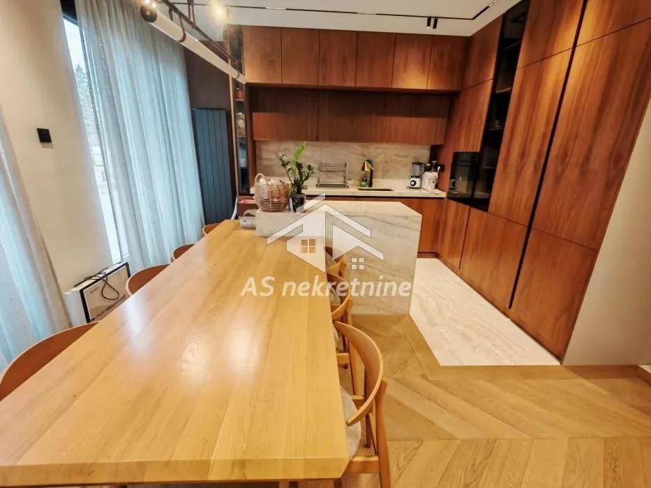 Prodaja, stan, 113m², Savski Venac, Beograd