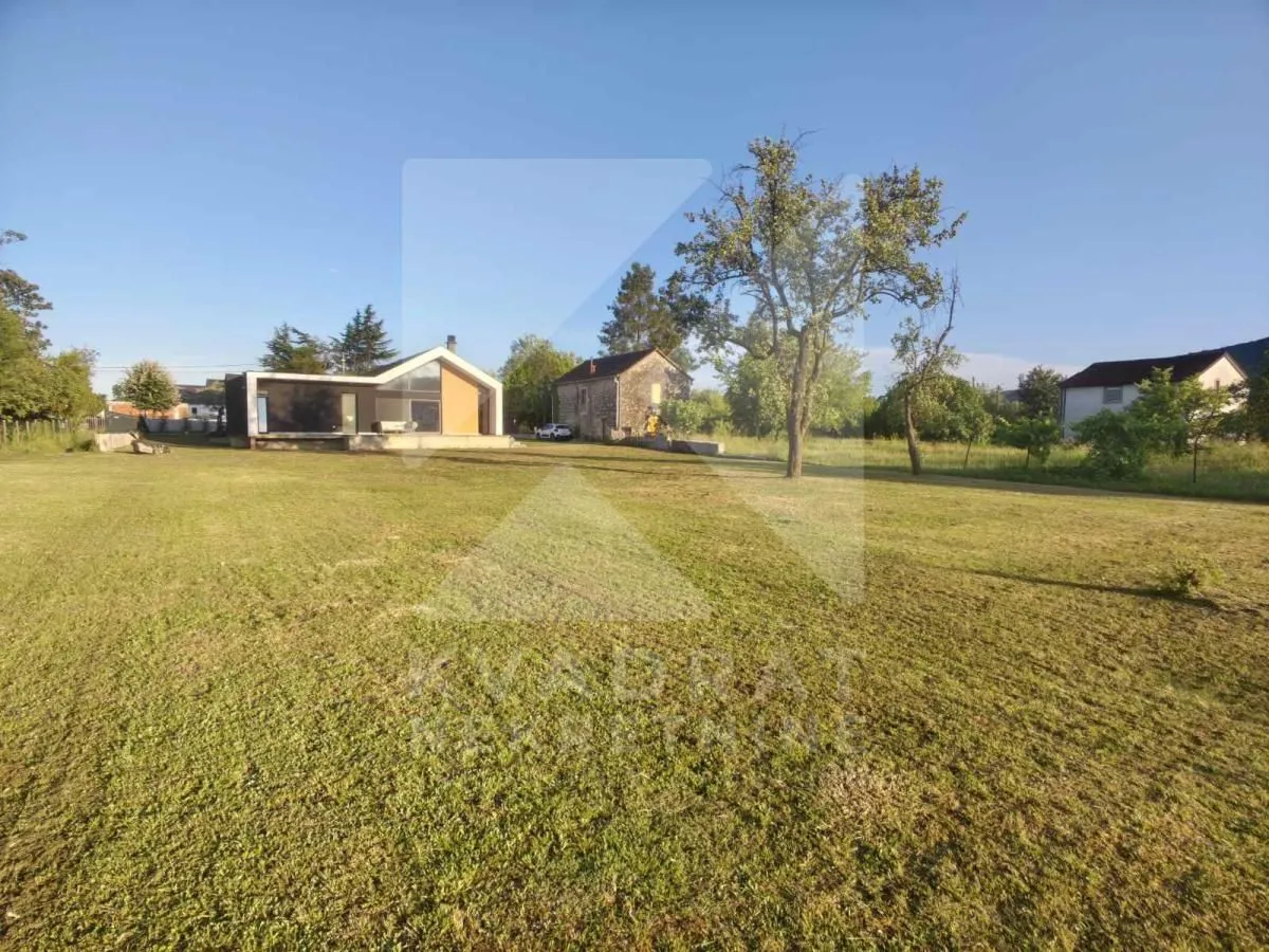 Prodaja, plac, 600m², Grlić, Danilovgrad