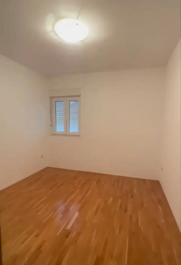 Prodaja, dvosoban stan, 72m², Igalo, Herceg Novi