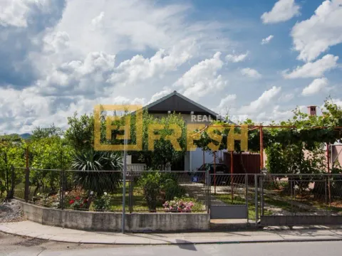 Sale, house, 168m², Tološi, Podgorica - image 7