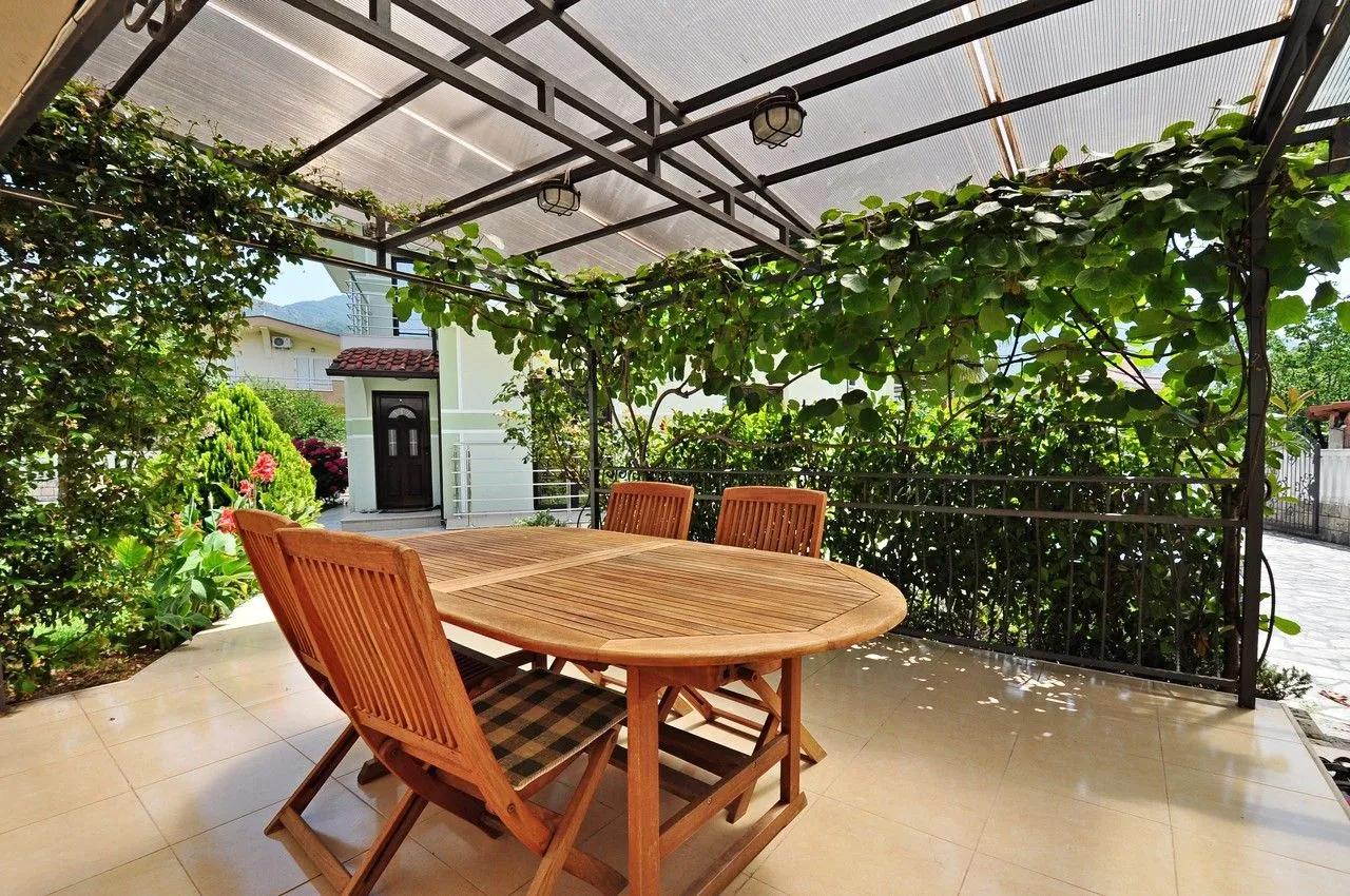 Prodaja, kuća, 222m², Tivat, Crna Gora
