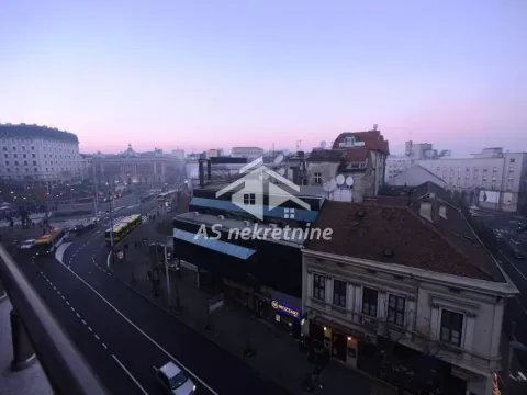 Izdavanje, trosoban stan, 80m², Stari Grad, Beograd - image 14