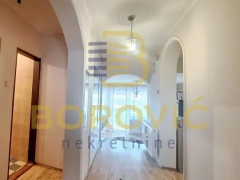 Prodaja, kuća, 250m², Misa, Pančevo - image 5