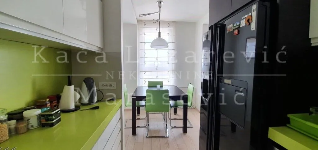 Sale, two bedroom apartment, 68m², Belvil, Beograd