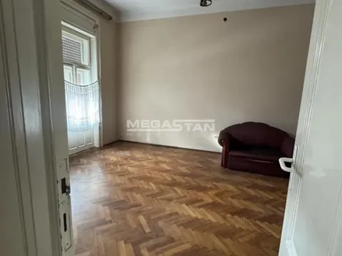 Prodaja, kuća, 312m², Centar, Pančevo - image 4
