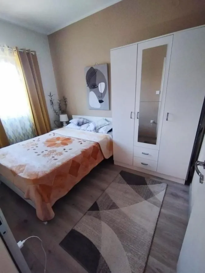Prodaja, dvosoban stan, 72m², Igalo, Herceg Novi
