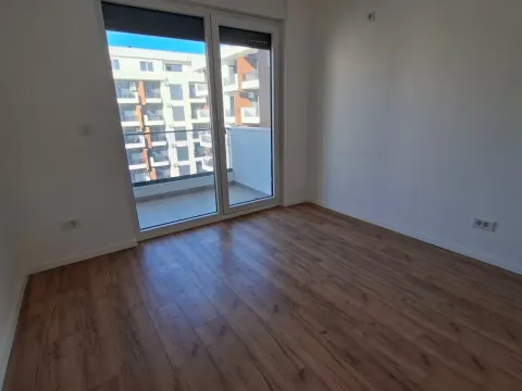 Prodaja, dvosoban stan, 69m², Ulcinj, Crna Gora - image 6