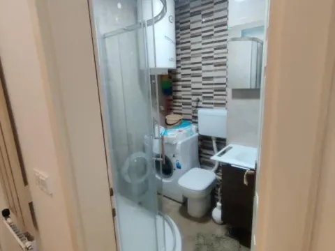 Izdavanje, jednosoban stan, 35m², Grbavica, Novi Sad Sve Podlokacije - image 1