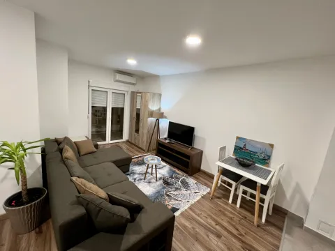 Rent, studio apartment, 34m², Zabjelo, Podgorica - image 2