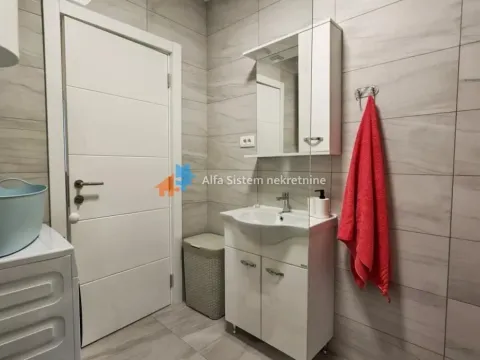 Izdavanje, trosoban stan, 67m², Banovo Brdo, Beograd - image 8