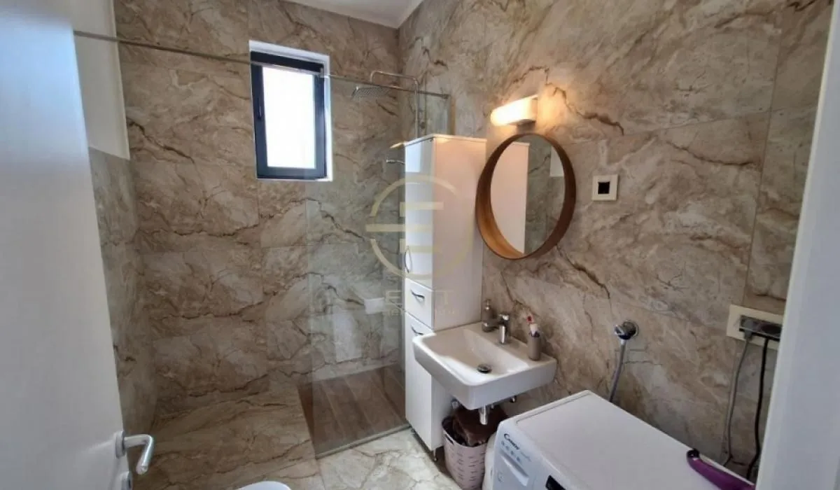 Prodaja, stan, 145m², Sremska Kamenica, Petrovaradin