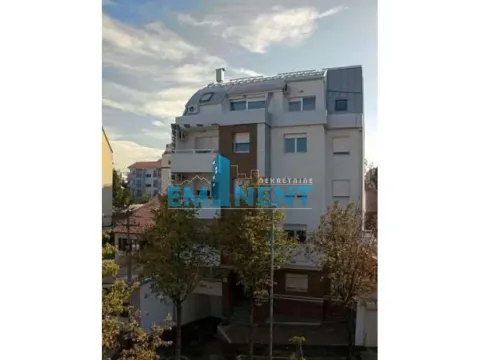 Izdavanje, trosoban stan, 88m², Vračar Sve Podlokacije, Beograd - image 10