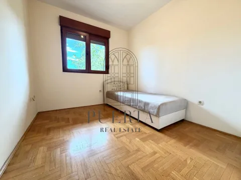 Prodaja, dvosoban stan, 64m², Stari Aerodrom, Podgorica - image 11