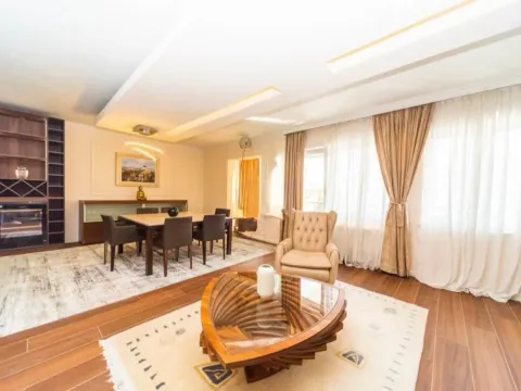 Rent, three bedroom apartment, 165m², Gorica C, Podgorica - image 2