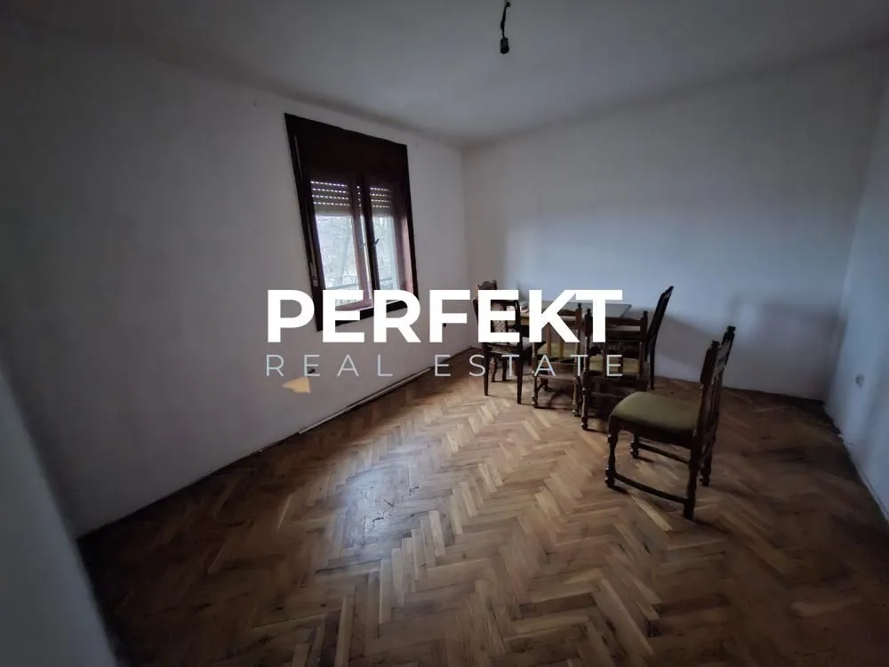 Prodaja, dvosoban stan, 50m², Topola, Srbija