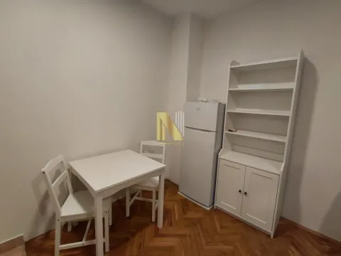 Izdavanje, jednosoban stan, 35m², Socijalno, Novi Sad Sve Podlokacije - image 7
