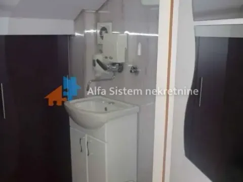 Izdavanje, stan, 220m², Stari Grad, Beograd - image 16