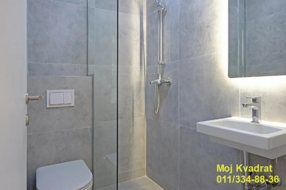 Prodaja, trosoban stan, 94m², Voždovačka Crkva, Voždovac Sve Podlokacije