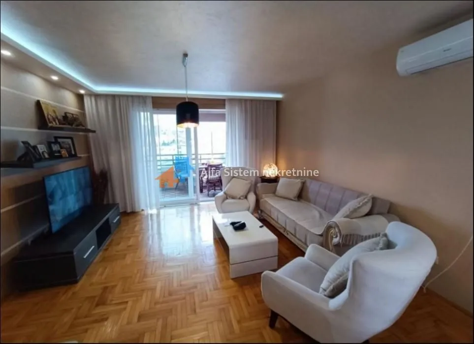 Rent, four bedroom apartment, 100m², Denkova Basta, Zvezdara Sve Podlokacije