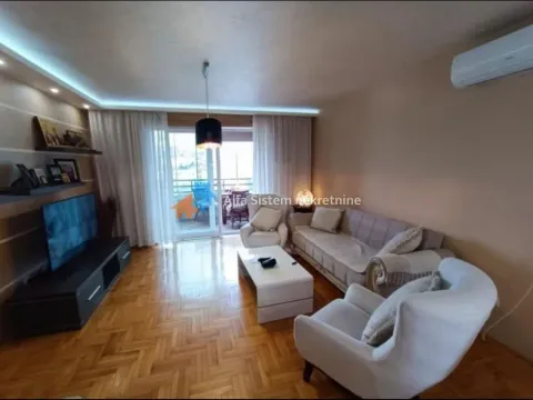 Rent, four bedroom apartment, 100m², Denkova Basta, Zvezdara Sve Podlokacije